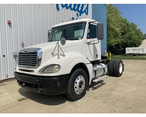 Freightliner COLUMBIA 120 Truck