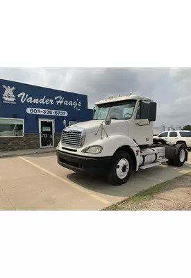 Freightliner COLUMBIA 120 Truck