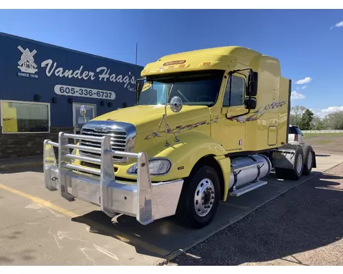 Freightliner COLUMBIA 120 Truck