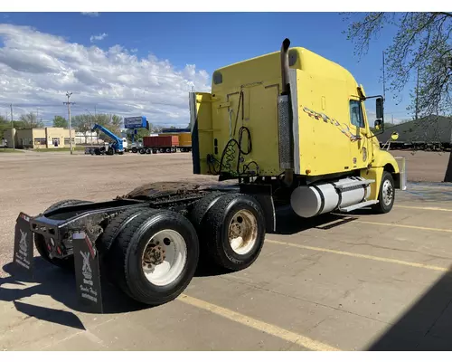 Freightliner COLUMBIA 120 Truck