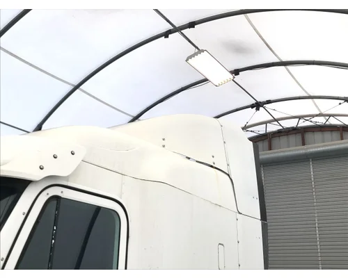 Freightliner COLUMBIA 120 Wind Deflector
