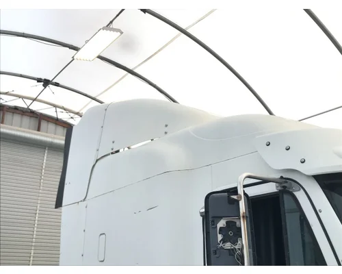 Freightliner COLUMBIA 120 Wind Deflector