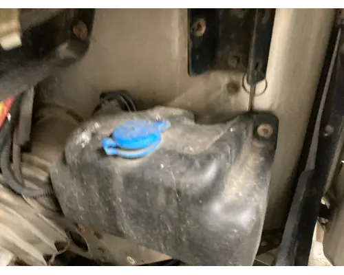 Freightliner COLUMBIA 120 Windshield Washer Reservoir