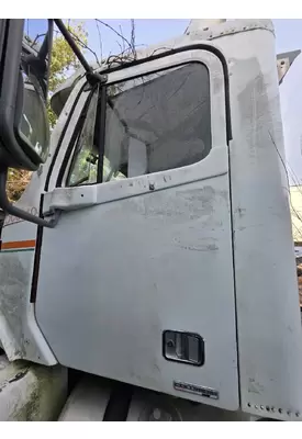 Freightliner COLUMBIA Door Assembly, Front