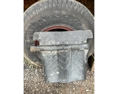 Freightliner COLUMBIA Fender
