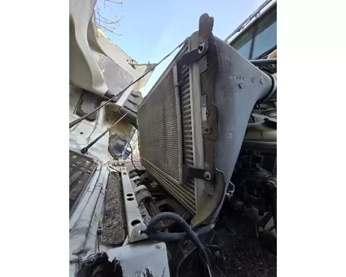 Freightliner COLUMBIA Radiator