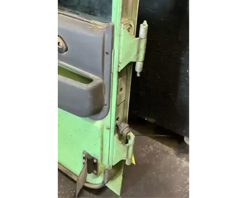 Freightliner CONDOR LOW CAB FORWARD Door Assembly, Front