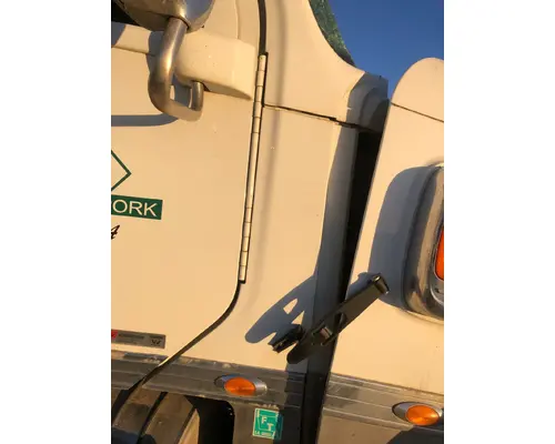 Freightliner CORONADO Cowl