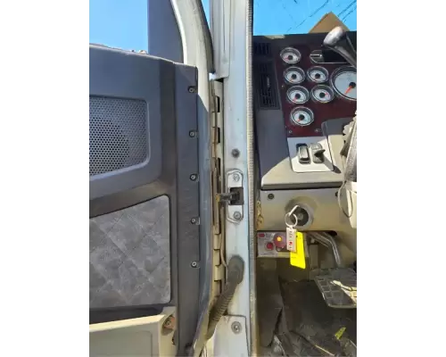 Freightliner CORONADO Door Assembly, Front