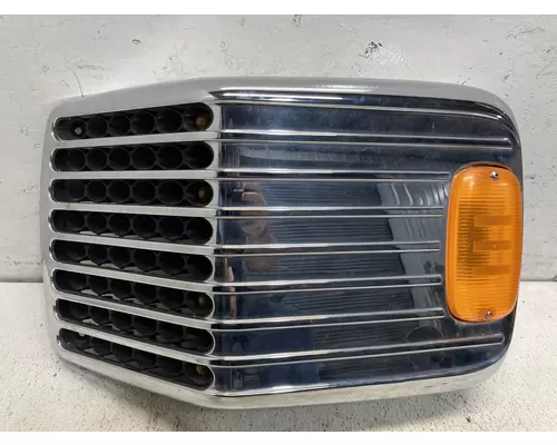 Freightliner CORONADO Hood Side Vent