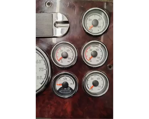 Freightliner CORONADO Instrument Cluster