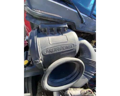 Freightliner CST120 Air Cleaner