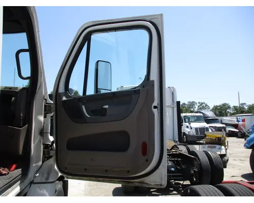 Door Assembly, Front FREIGHTLINER CASCADIA 113-125 LKQ Heavy Truck - Tampa