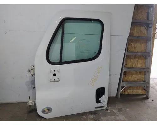 Door Assembly, Front FREIGHTLINER CASCADIA 113-125 LKQ Western Truck Parts