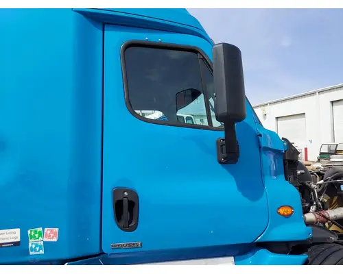 Door Assembly, Front FREIGHTLINER CASCADIA 113-125 LKQ Geiger Truck Parts