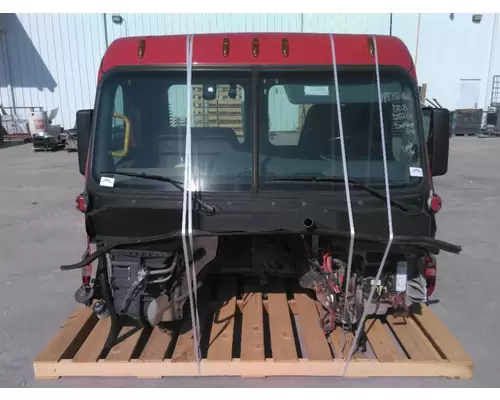 Cab FREIGHTLINER CASCADIA 113 2018UP LKQ Geiger Truck Parts