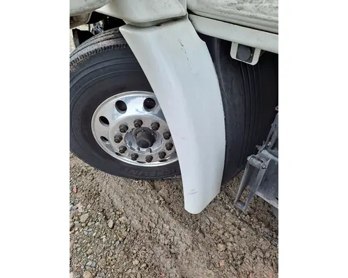 Fender Extension FREIGHTLINER CASCADIA 113 2018UP LKQ Evans Heavy Truck Parts