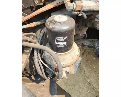 Freightliner Cascadia 113 Air Drier