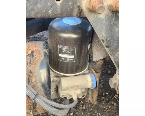 Freightliner Cascadia 113 Air Drier