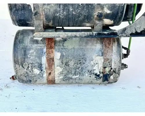 Freightliner Cascadia 113 Air Tank