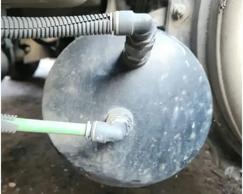 Freightliner Cascadia 113 Air Tank