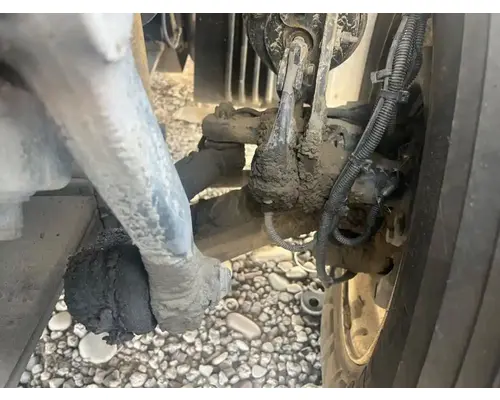 Freightliner Cascadia 113 Axle Assembly, Front (Steer)