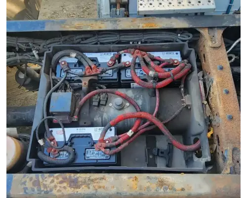 Freightliner Cascadia 113 Battery Box