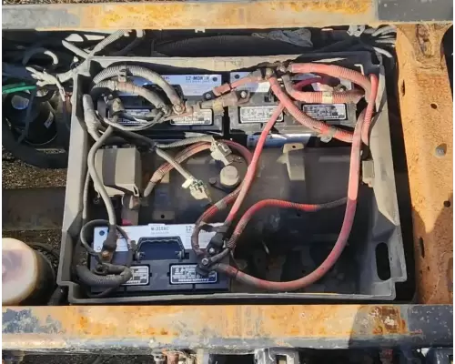 Freightliner Cascadia 113 Battery Box