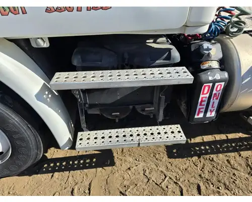 Battery Box FREIGHTLINER Cascadia 113 Geco - Dinuba