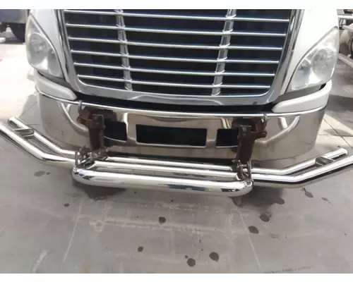 Bumper Assembly, Front FREIGHTLINER CASCADIA 113 LKQ Thompson Motors - Wykoff