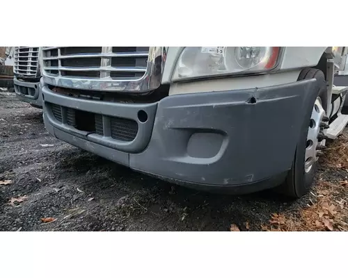 Bumper Assembly, Front Freightliner Cascadia 113 Complete Recycling Group LLC