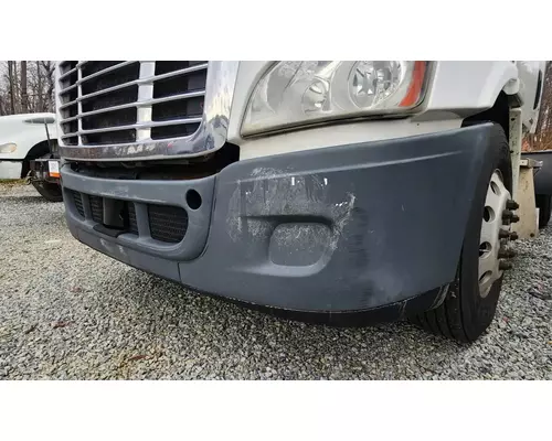Bumper Assembly, Front Freightliner Cascadia 113 Complete Recycling Group LLC