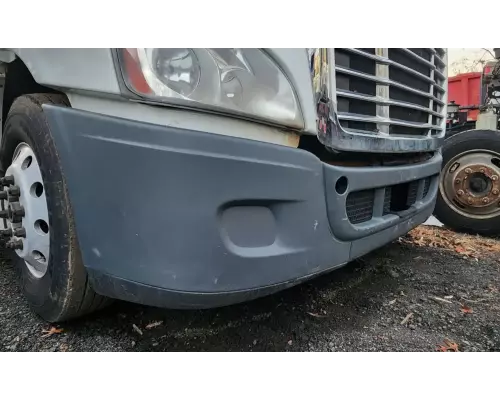 Freightliner Cascadia 113 Bumper Assembly, Front