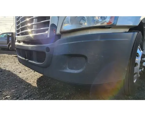 Bumper Assembly, Front Freightliner Cascadia 113 Complete Recycling Group LLC