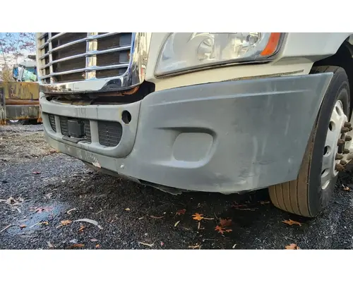 Bumper Assembly, Front Freightliner Cascadia 113 Complete Recycling Group LLC