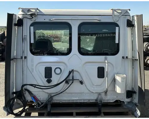 Freightliner Cascadia 113 Cab Assembly