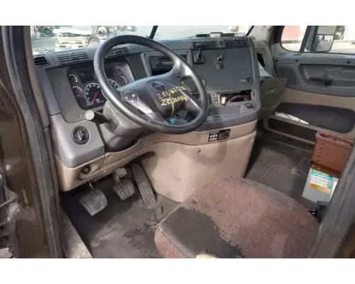 Freightliner Cascadia 113 Cab