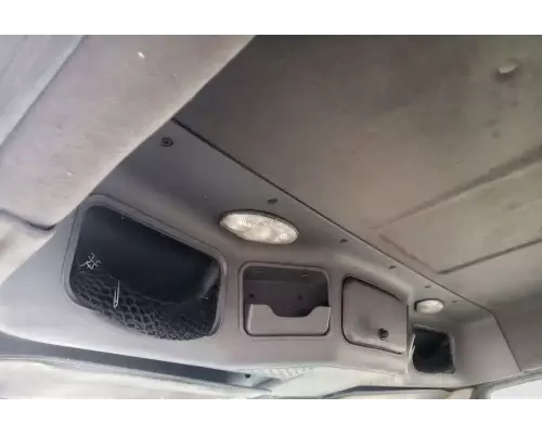 Freightliner Cascadia 113 Cab