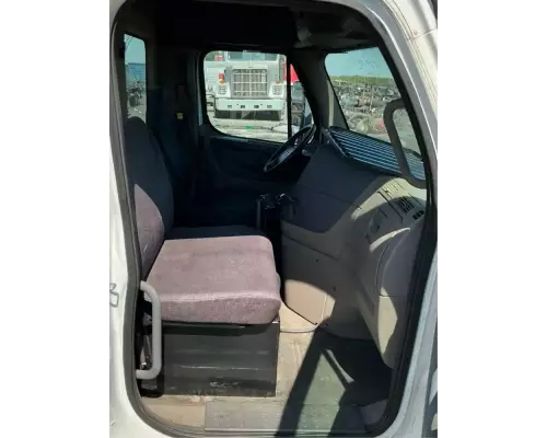 Freightliner Cascadia 113 Cab