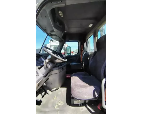 Freightliner Cascadia 113 Cab