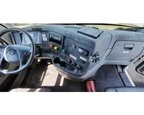 Freightliner Cascadia 113 Cab