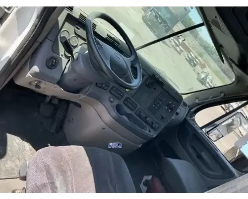 Freightliner Cascadia 113 Cab