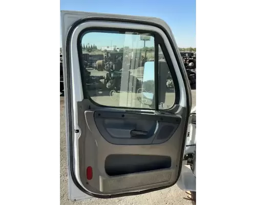 Freightliner Cascadia 113 Cab