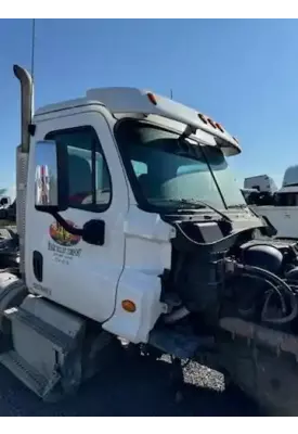 Freightliner Cascadia 113 Cab