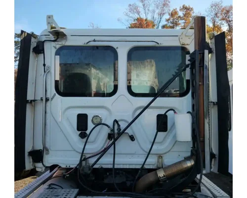 Freightliner Cascadia 113 Cab
