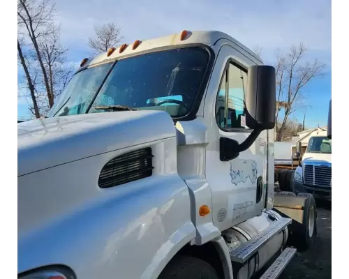 Freightliner Cascadia 113 Cab