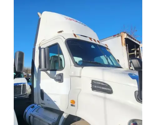 Freightliner Cascadia 113 Cab