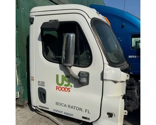 Cab FREIGHTLINER cascadia 113 Usa Trade &amp; Exports Inc