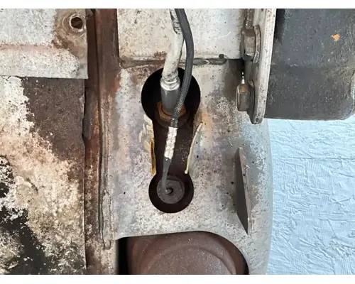 Freightliner Cascadia 113 DPF (Diesel Particulate Filter)