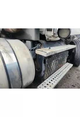 Freightliner Cascadia 113 DPF (Diesel Particulate Filter)